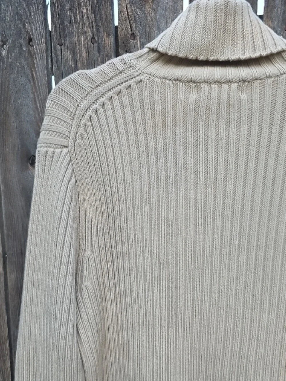 Vintage 2002 Banana Republic Men Ribbed Turtleneck Sweater - Tan Hong Kong Made